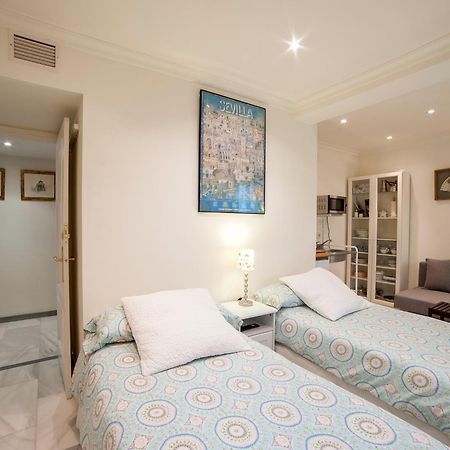 Atanasio Barron Apartment Севиля Екстериор снимка