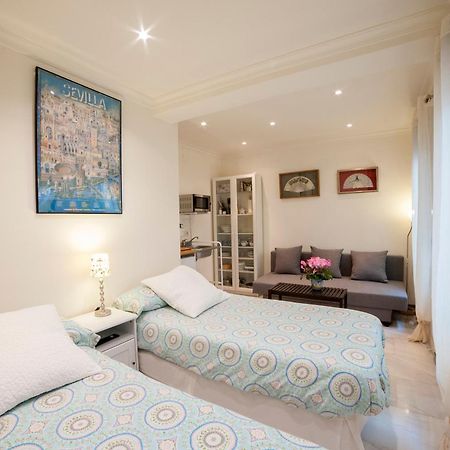 Atanasio Barron Apartment Севиля Екстериор снимка