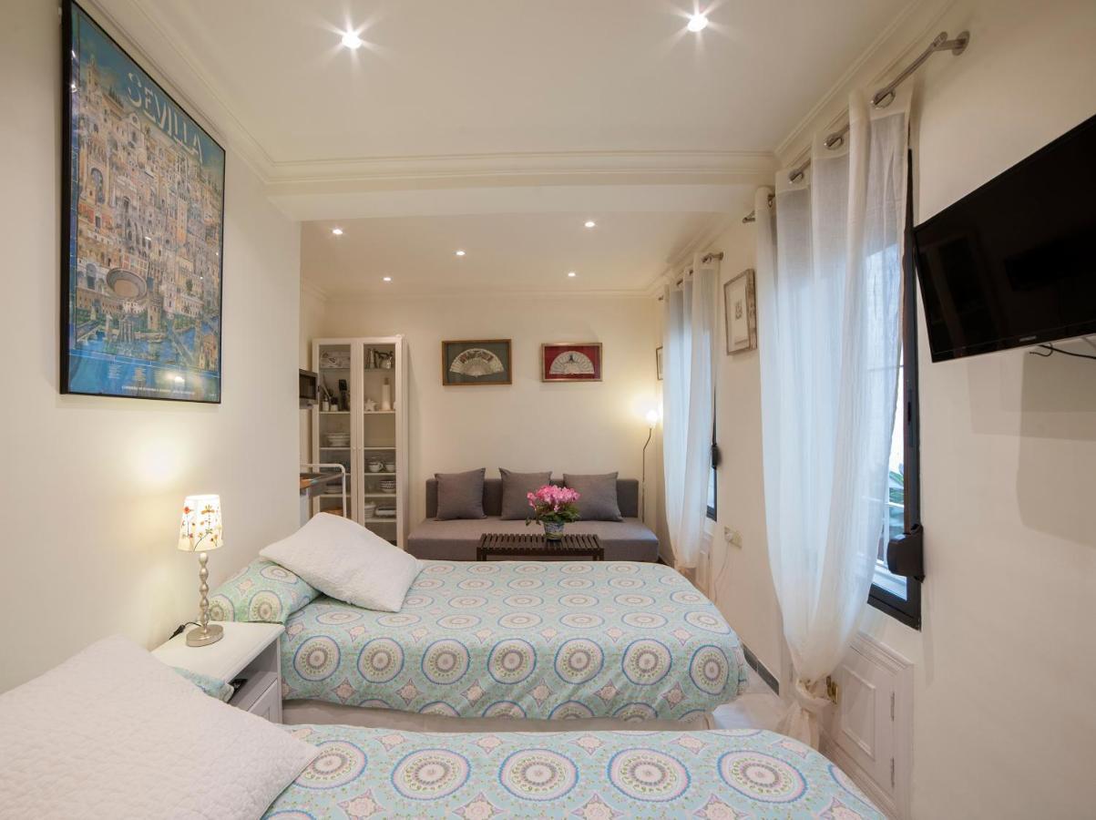 Atanasio Barron Apartment Севиля Екстериор снимка