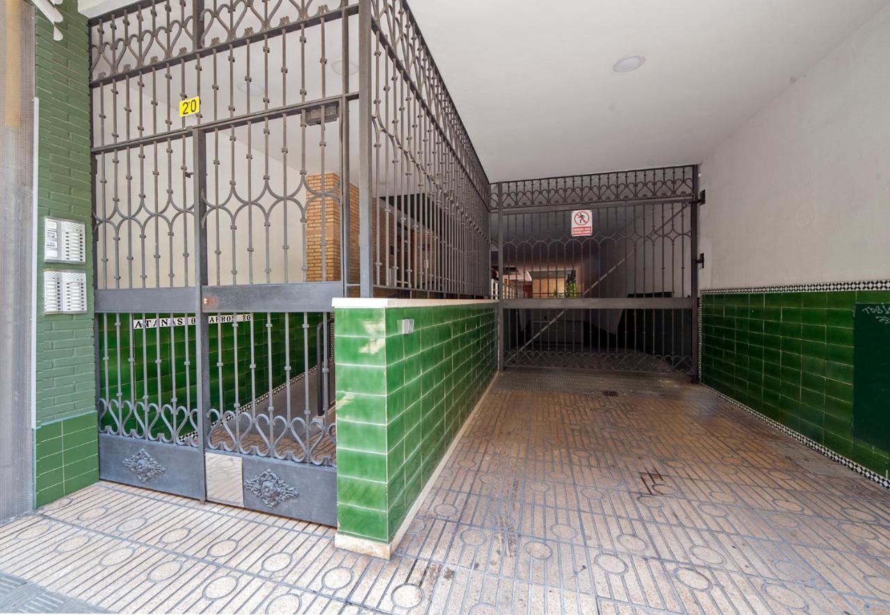 Atanasio Barron Apartment Севиля Екстериор снимка